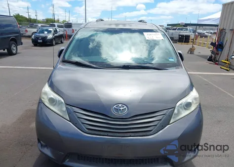 2014 Toyota Sienna Xle V6 7 Passenger Auto Access Seat/Xle V6 8 Passenger from USA, damaged, VIN 5TDYK3DC2ES438980
